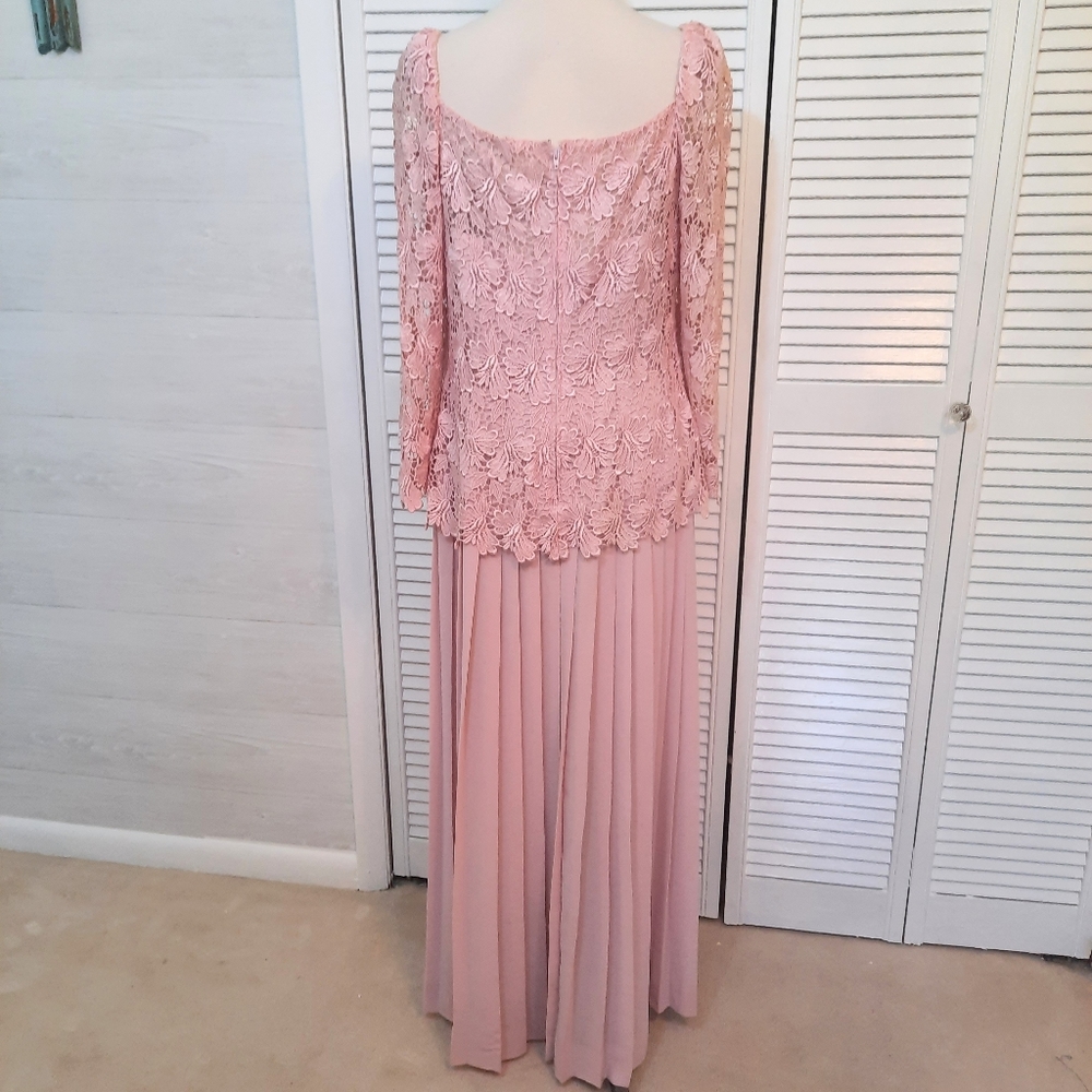 RARE VINTAGE union made blush pink lace maxi pleated dress sz 12 - Picture 3 of 9